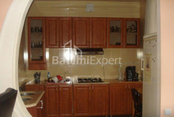 Квартира 3-комн 116 м² - Юрьевская, Батуми