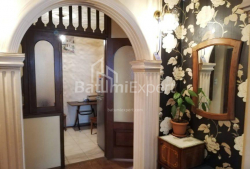 Квартира 4-комн 95 м² - Юрьевская, Батуми