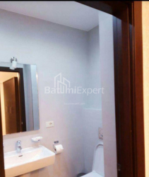 Квартира 2-комн 89 м² - Юрьевская, Батуми