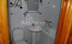 Квартира 2-комн 60 м² - Юрьевская, Батуми