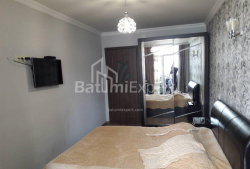 Квартира 3-комн 74 м² - Юрьевская, Батуми