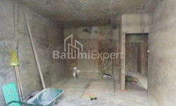 Квартира 4-комн 107 м² - Юрьевская, Батуми