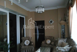 Квартира 3-комн 68 м² - Юрьевская, Батуми