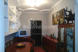 Квартира 3-комн 68 м² - Юрьевская, Батуми