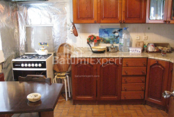 Квартира 5-комн 140 м² - Зураба Горгиладзе, Батуми
