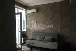 Квартира 2-комн 46 м² - Генерала Аслана Абашидзе, Батуми