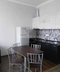 Квартира 3-комн 48 м² - Юрьевская, Батуми