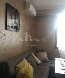 Квартира 4-комн 86 м² - Ангиса, Батуми