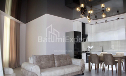 Квартира 3-комн 80 м² - Зураба Горгиладзе, Батуми