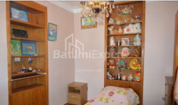 Квартира 4-комн 85 м² - Юрьевская, Батуми