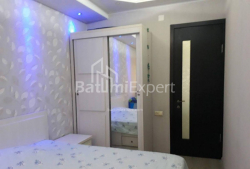 Квартира 6-комн 110 м² - Иване Джавахишвили, Батуми