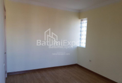 Квартира 2-комн 46 м² - Юрьевская, Батуми