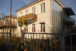 Квартира 6-комн 186 м² - Юрьевская, Батуми