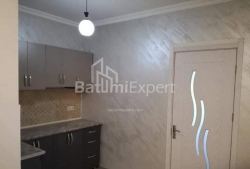 Квартира 3-комн 80 м² - Петра Меликишвили, Батуми