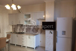 Квартира 2-комн 48 м² - Зураба Горгиладзе, Батуми