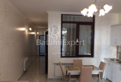 Квартира 48 м² - Зураба Горгиладзе, Батуми, Грузия