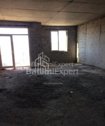 Квартира 3-комн 63 м² - Георгия Леонидзе, Батуми