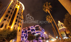 Квартира 3-комн 60 м² - Руставели, Батуми