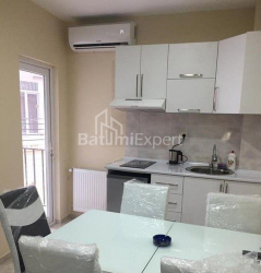 Квартира 2-комн 35 м² - Юрьевская, Батуми