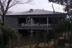 Квартира 8-комн 300 м² - Юрьевская, Батуми