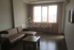 Квартира 2-комн 56 м² - Шерифа Химшиашвили, Батуми