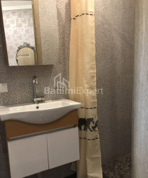 Квартира 2-комн 42 м² - Нико Пиросмани, Батуми