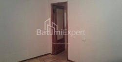 Квартира 3-комн 110 м² - Юрьевская, Батуми