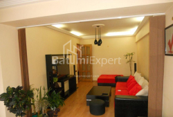 Квартира 3-комн 69 м² - Юрьевская, Батуми