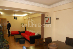 Квартира 3-комн 69 м² - Юрьевская, Батуми