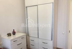 Квартира 2-комн 38 м² - Шерифа Химшиашвили, Батуми
