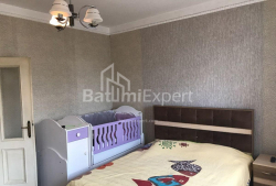 Квартира 6-комн 210 м² - Петра Меликишвили, Батуми