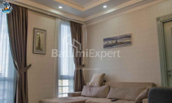 Квартира 3-комн 68 м² - Зураба Горгиладзе, Батуми