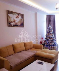 Квартира 2-комн 56 м² - Александра Пушкина, Батуми
