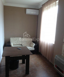 Квартира 3-комн 42 м² - Юрьевская, Батуми