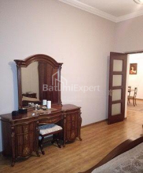 Квартира 4-комн 116 м² - Александра Пушкина, Батуми