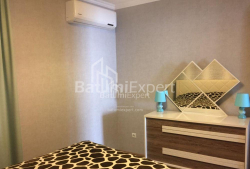 Квартира 2-комн 72 м² - Юсуфа Кобаладзе, Батуми