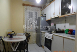 Квартира 3-комн 70 м² - Юрьевская, Батуми