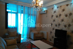 Квартира 4-комн 91 м² - Нико Пиросмани, Батуми