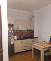 Квартира 2-комн 34 м² - Юрьевская, Батуми