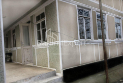 Квартира 4-комн 120 м² - Юрьевская, Батуми