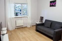 Квартира 2-комн 45 м² - Юрьевская, Батуми