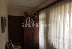 Квартира 3-комн 91 м² - Юрьевская, Батуми
