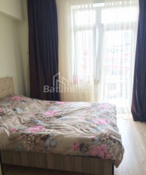 Квартира 2-комн 57 м² - Шерифа Химшиашвили, Батуми