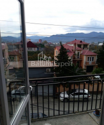 Квартира 3-комн 53 м² - Ангиса, Батуми