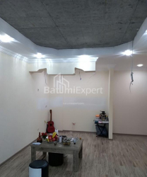 Квартира 3-комн 53 м² - Ангиса, Батуми