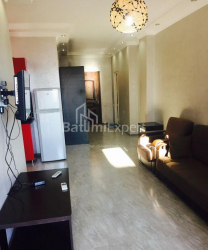 Квартира 2-комн 52 м² - Михаила Лермонтова, Батуми