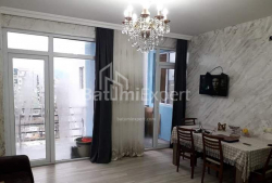 Квартира 4-комн 88 м² - Георгия Леонидзе, Батуми