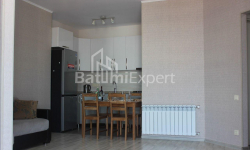 Квартира 3-комн 65 м² - Юрьевская, Батуми