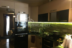 Квартира 3-комн 75 м² - Вахтанга Горгасали, Батуми