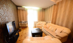 Квартира 4-комн 95 м² - Нико Пиросмани, Батуми